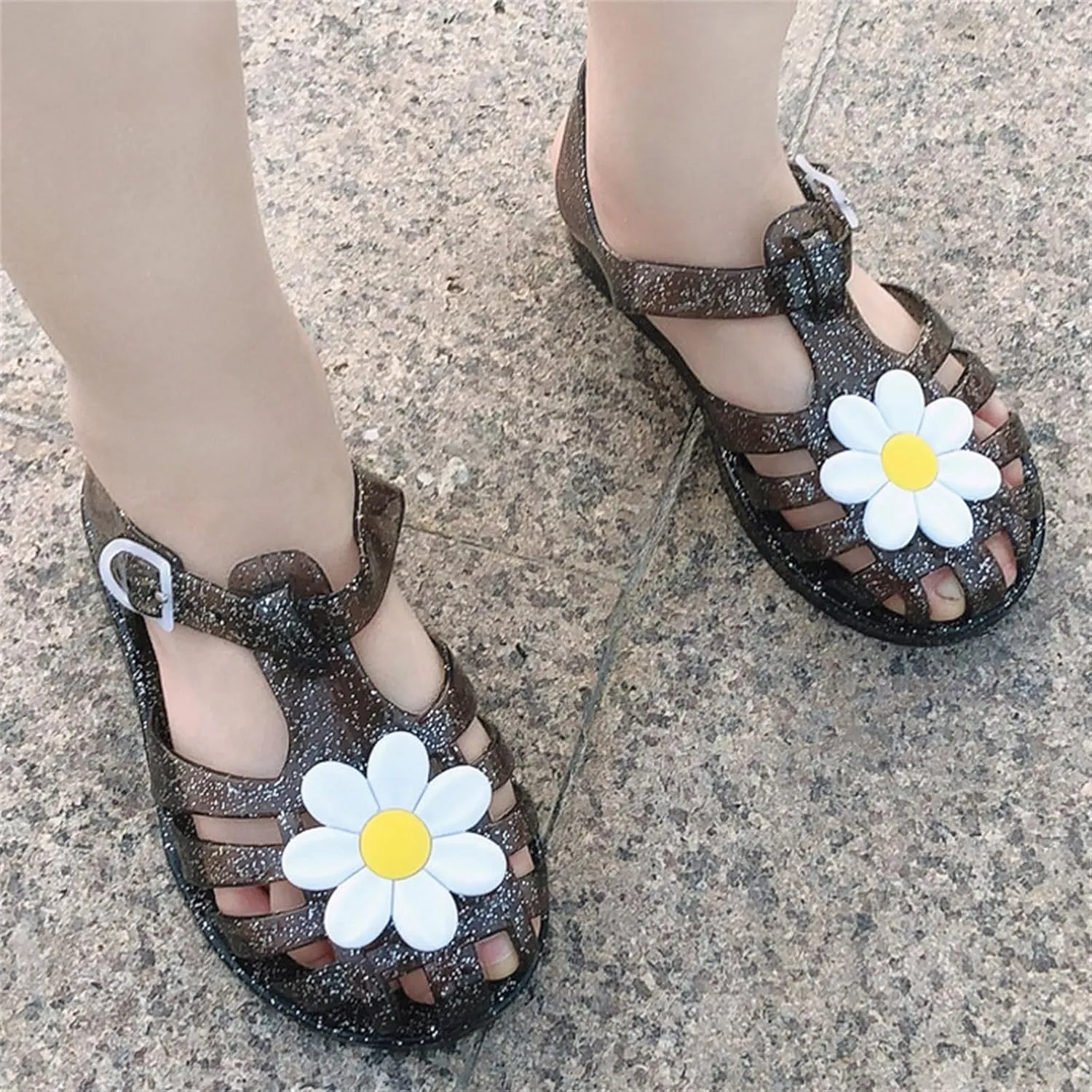 2025 Toddler Girls Shoes Breathable Shoes Flower Patterned Baby Soft Shoe 0 to 18 Months