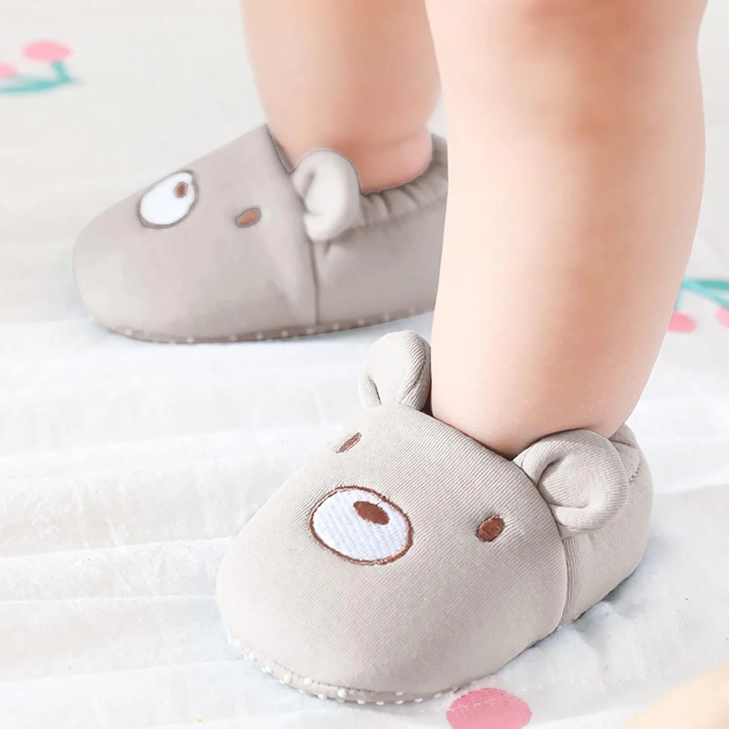 Baby First Walking Shoes Non-Slip Toddler Sock Shoes Toddler Girls Boys Slip On Sneakers Infant Slippers Lightweight