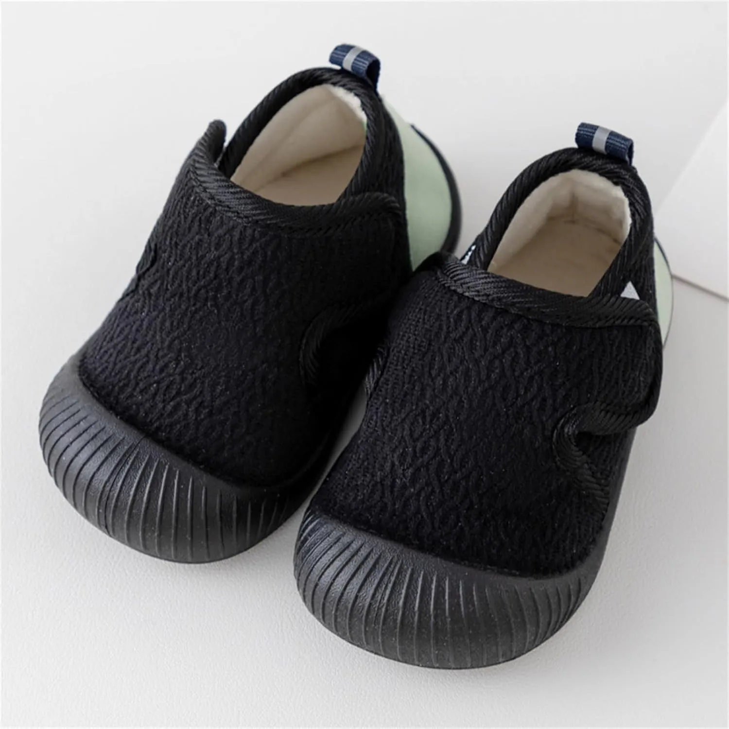 Baby Sneakers Girls Boys Lightweight Breathable Mesh First Walking Shoes 018 Months Walking Shoes Slip On Barefoot