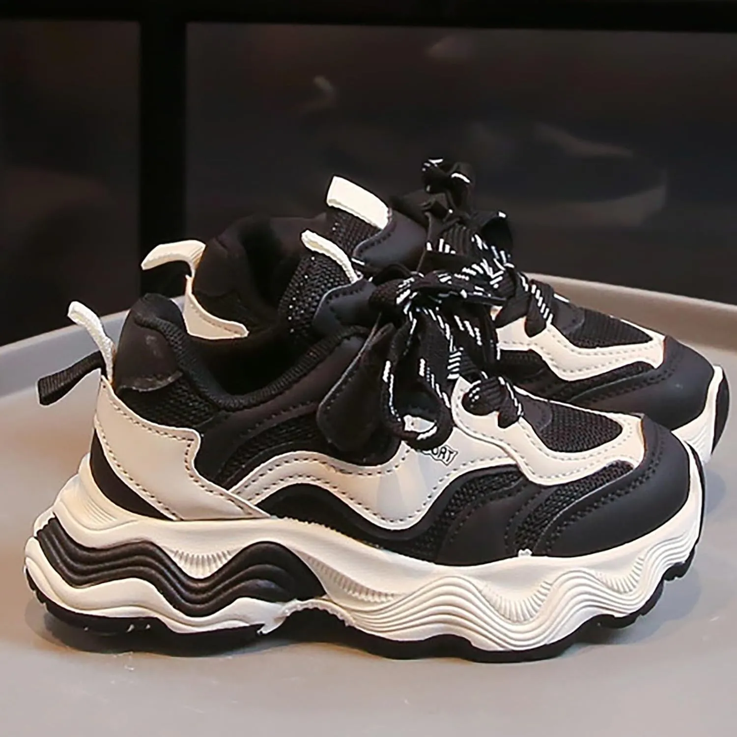 Boys Girls Tennis Shoes Kids Lightweight Breathable Sneakers Lace-up Running Athletic Shoes for Little/Big Kids