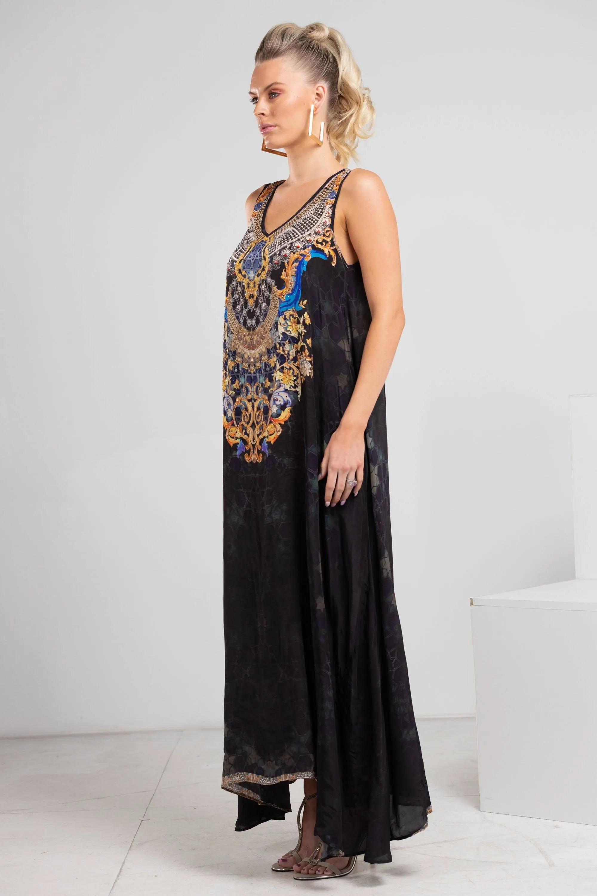 MIDNIGHT IN PARIS - SLEEVELESS MAXI DRESS