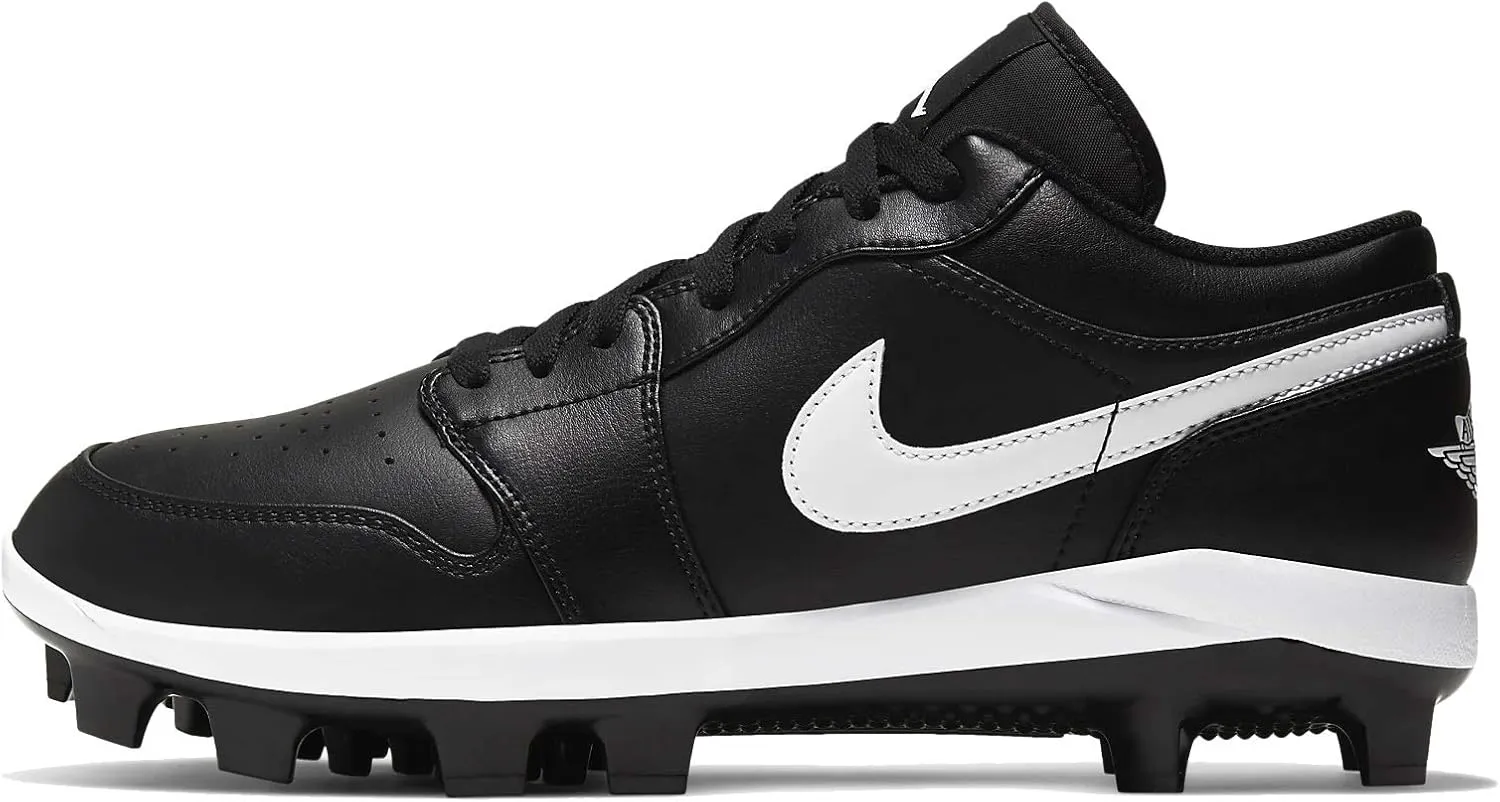 Nike mens Cleats