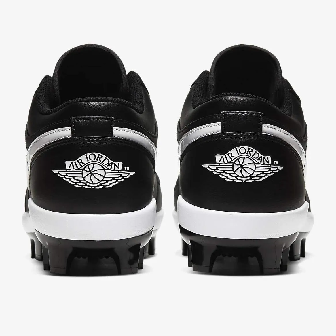 Nike mens Cleats