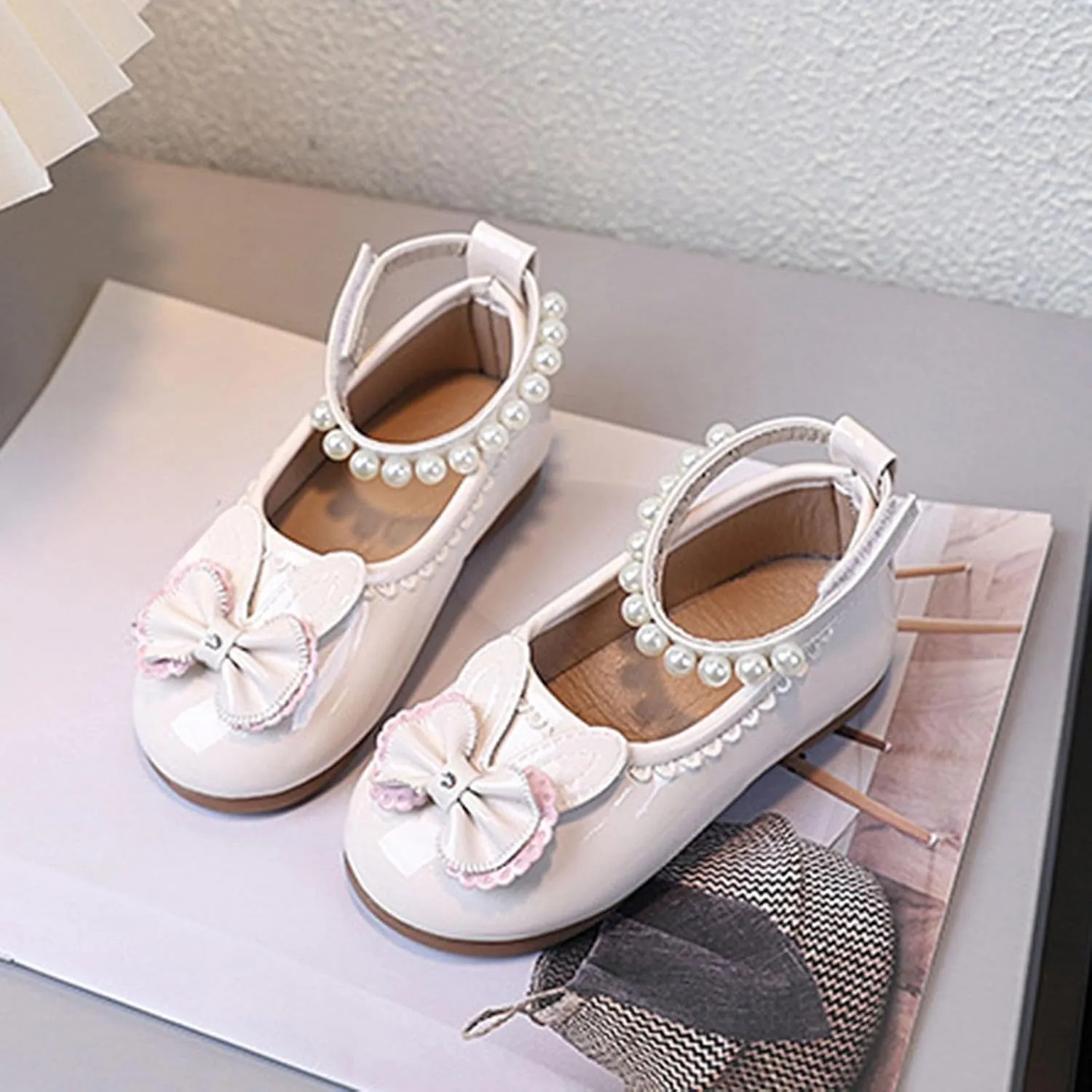Soft Flat Shoes Summer Girl Shoes Girls Princess New Children's Pearl Bow Spring and Summer Small Leather Girl Baby Single Soft Sole