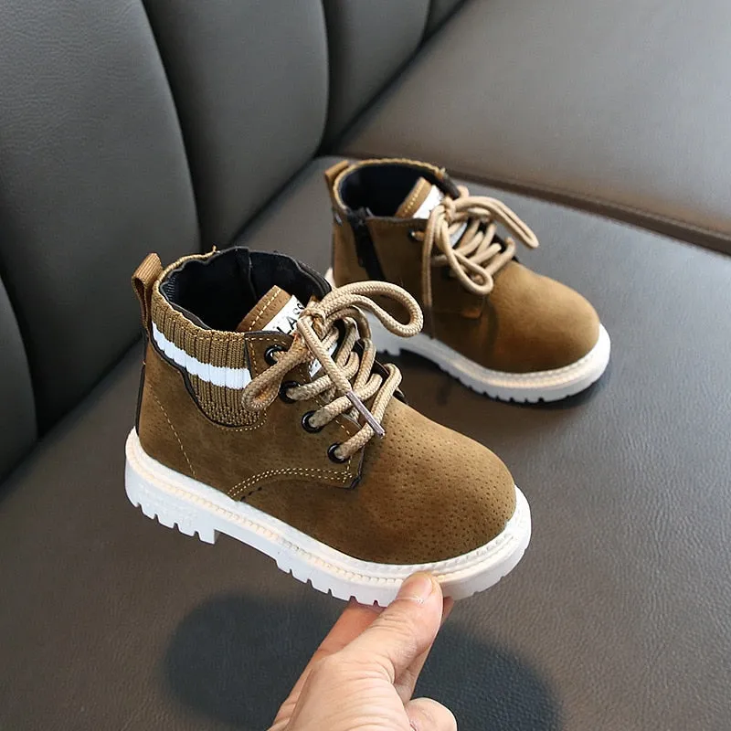 Soft leather baby shoes