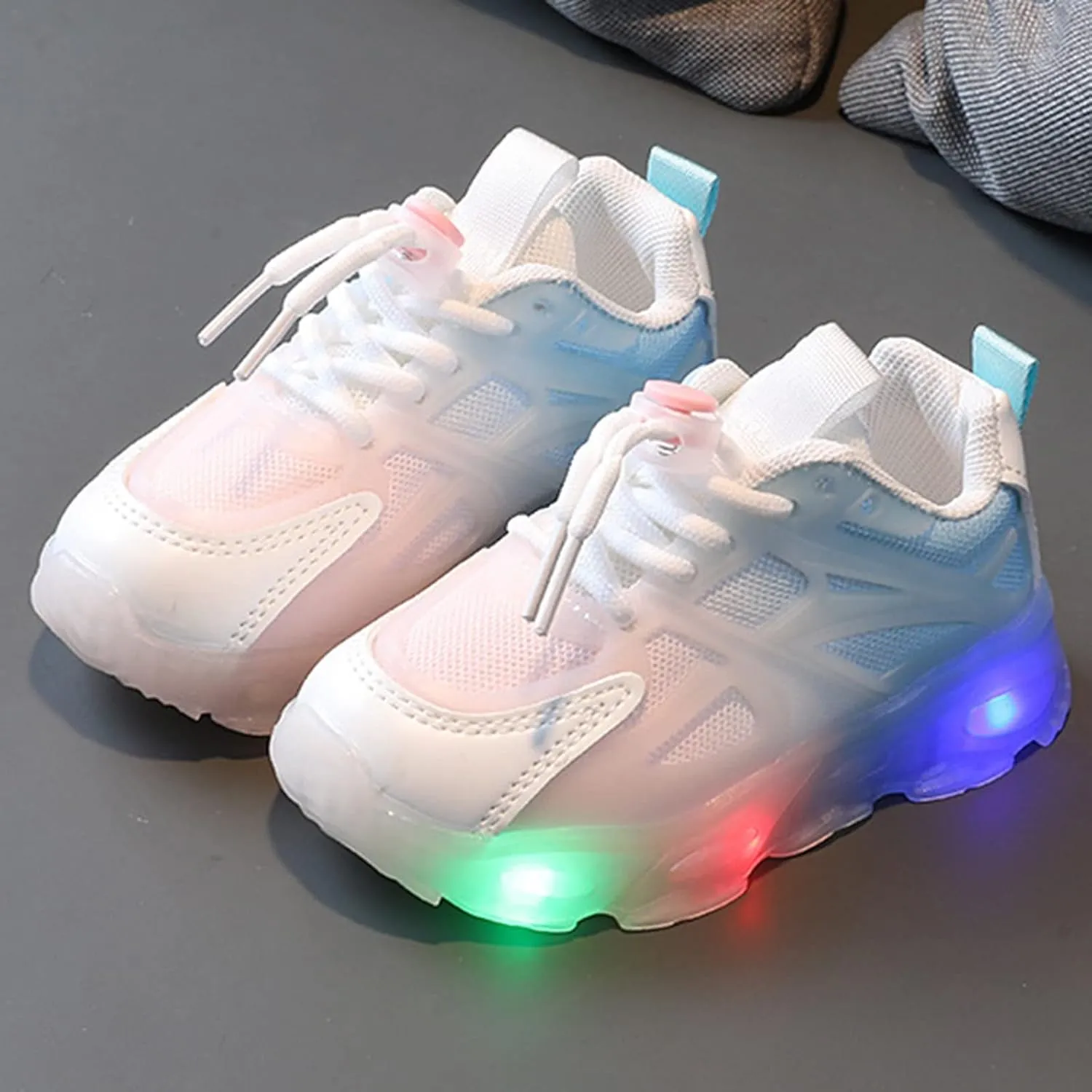 Unisex-Child Lights Up Sneaker Lightweight Breathable Running Shoes Kids Soft Sole Casual Sport Glowing Sneakers