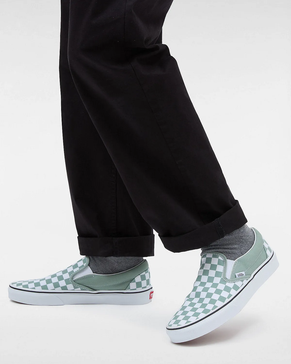 VANS Unisex Classic Slip-On Color Theory Checkerboard Trainers - Iceberg Green